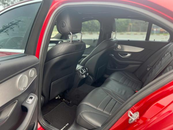 MERCEDES-BENZ C300 SẢN XUẤT 2017