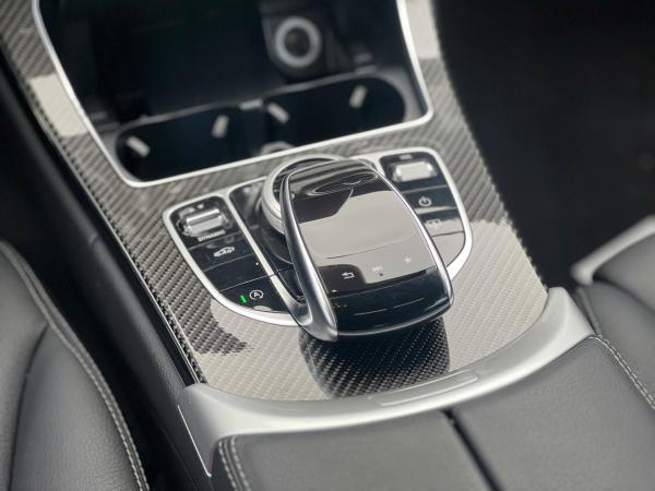 MERCEDES-BENZ C300 SẢN XUẤT 2017