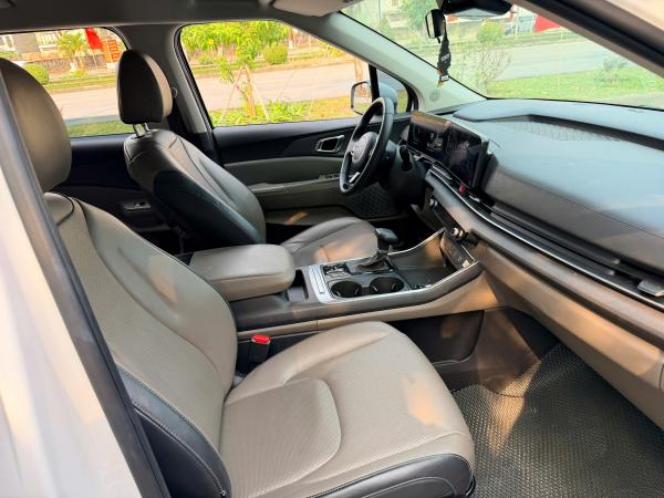 KIA CARNIVAL 2.2D LUXURY – 2025 | TRẮNG ĐẲNG CẤP