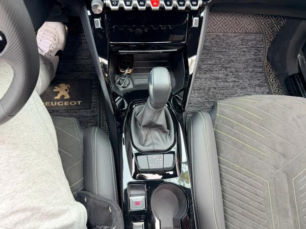 PEUGEOT 2008 GT – 2025 | TRẮNG SANG – CÔNG NGHỆ MỚI – CHẤT CHÂU ÂU