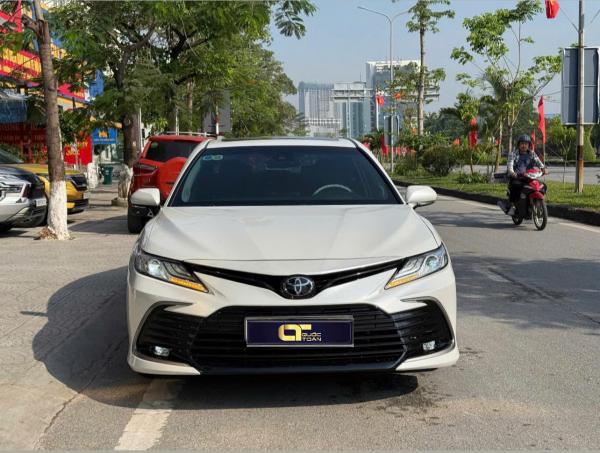 TOYOTA CAMRY 2.0Q – 2024 | TRẮNG NGỌC TRAI – SANG TRỌNG, ĐẲNG CẤP 