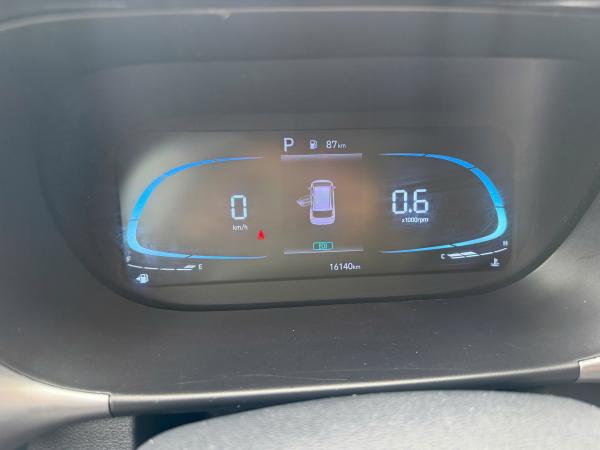 HYUNDAI STARGAZER X – 2025 | TRẮNG HIỆN ĐẠI 