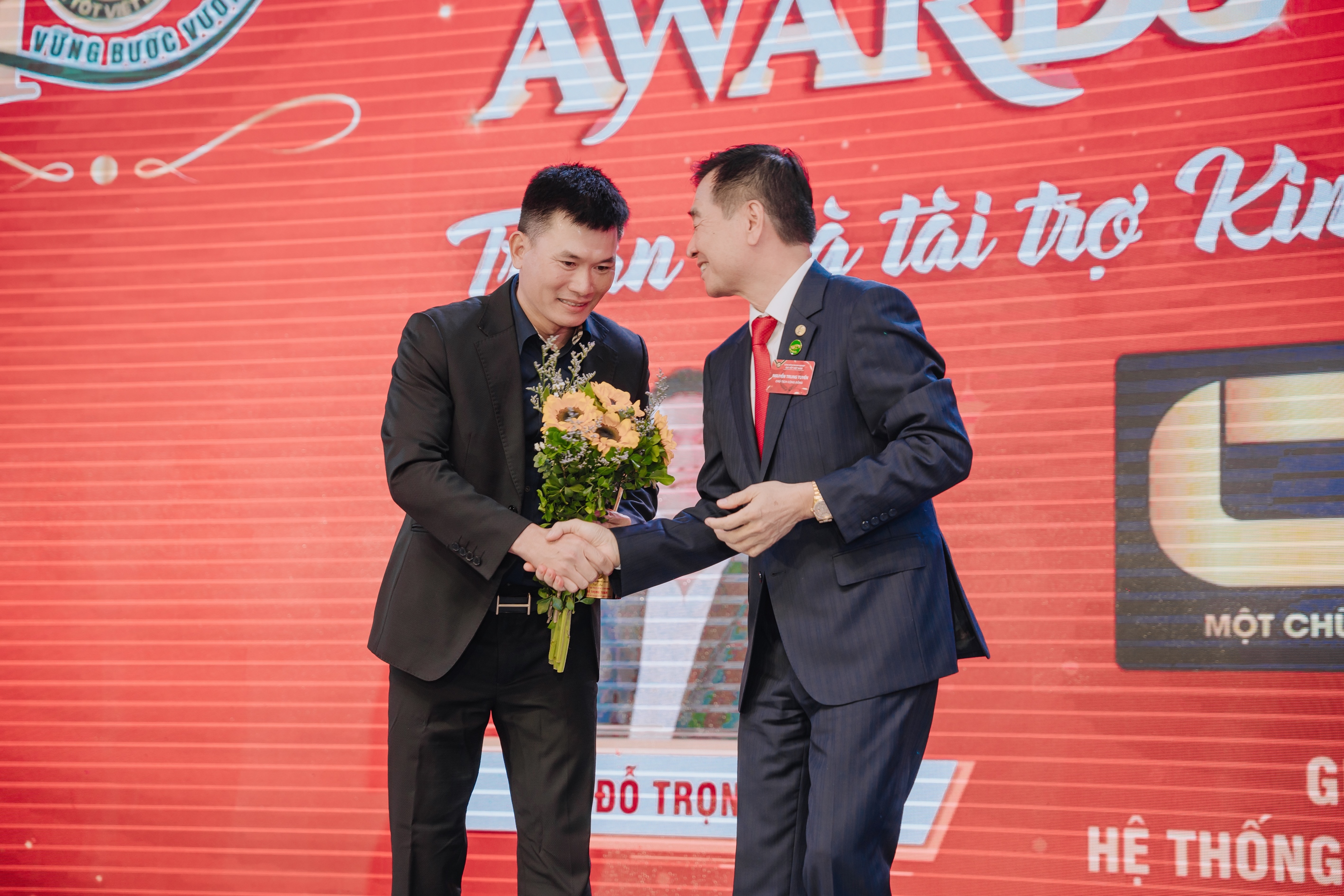 QUỐC TOẢN AUTO VINH DỰ LÀ NHÀ TÀI TRỢ KIM CƯƠNG SINH NHẬT LẦN THỨ 10 Cộng Đồng Giá Tốt Việt Nam .