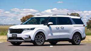 Kia triệu hồi Carnival Minivan vì lỗi cửa trượt chỉnh điện