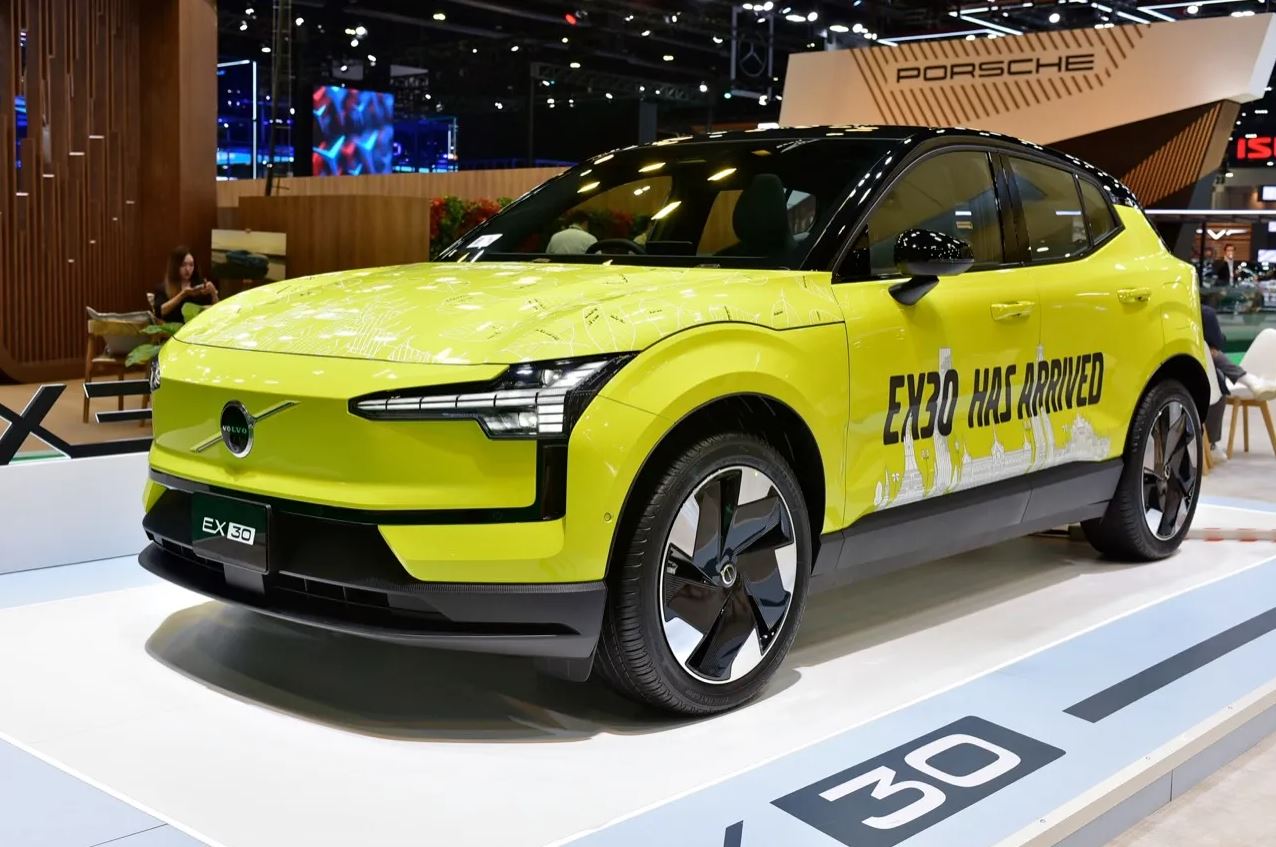 Hút spotlight triển lãm nhưng trùm xe điện Trung Quốc vẫn lép vế trước Toyota